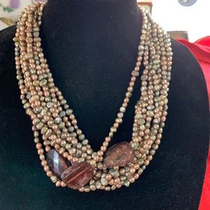 Chico’s Black pearl necklace 11 strains